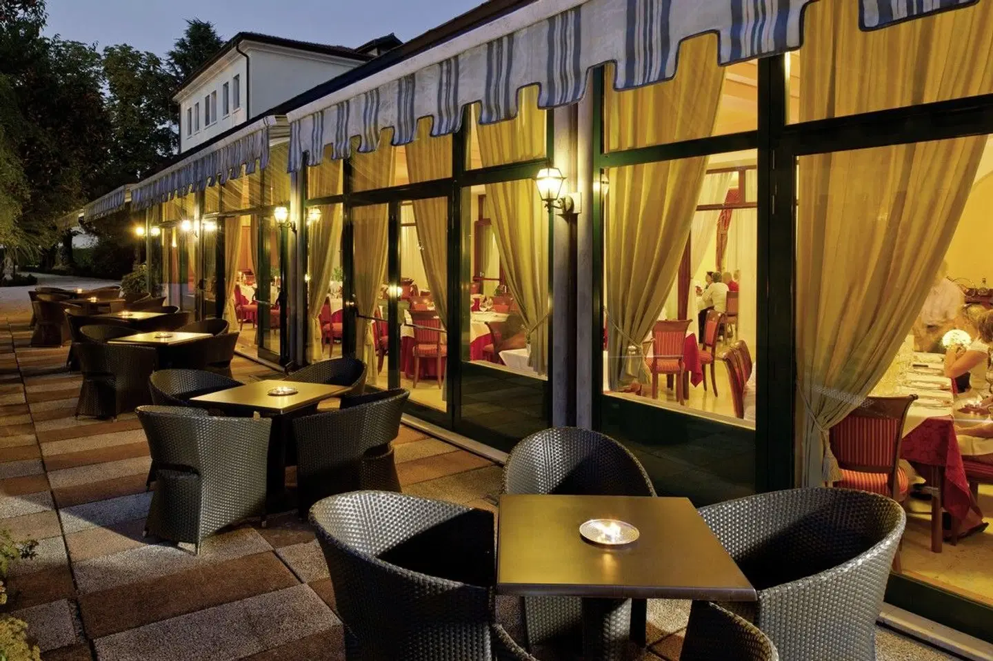 Villa Pace Park Hotel Bolognese Terrasse