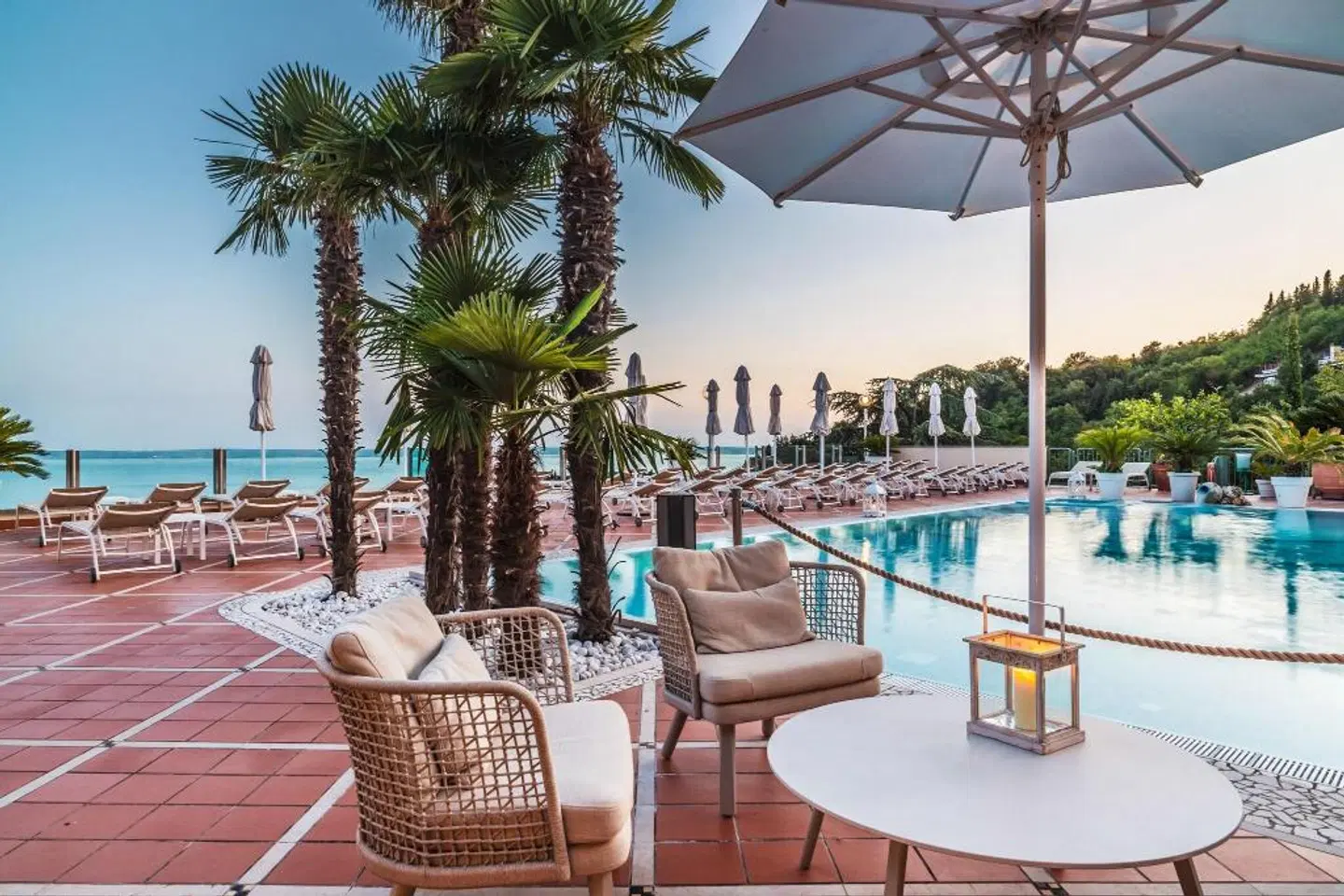 Madrigale Panoramic Lifestyle & Soulful Hotel Terrasse