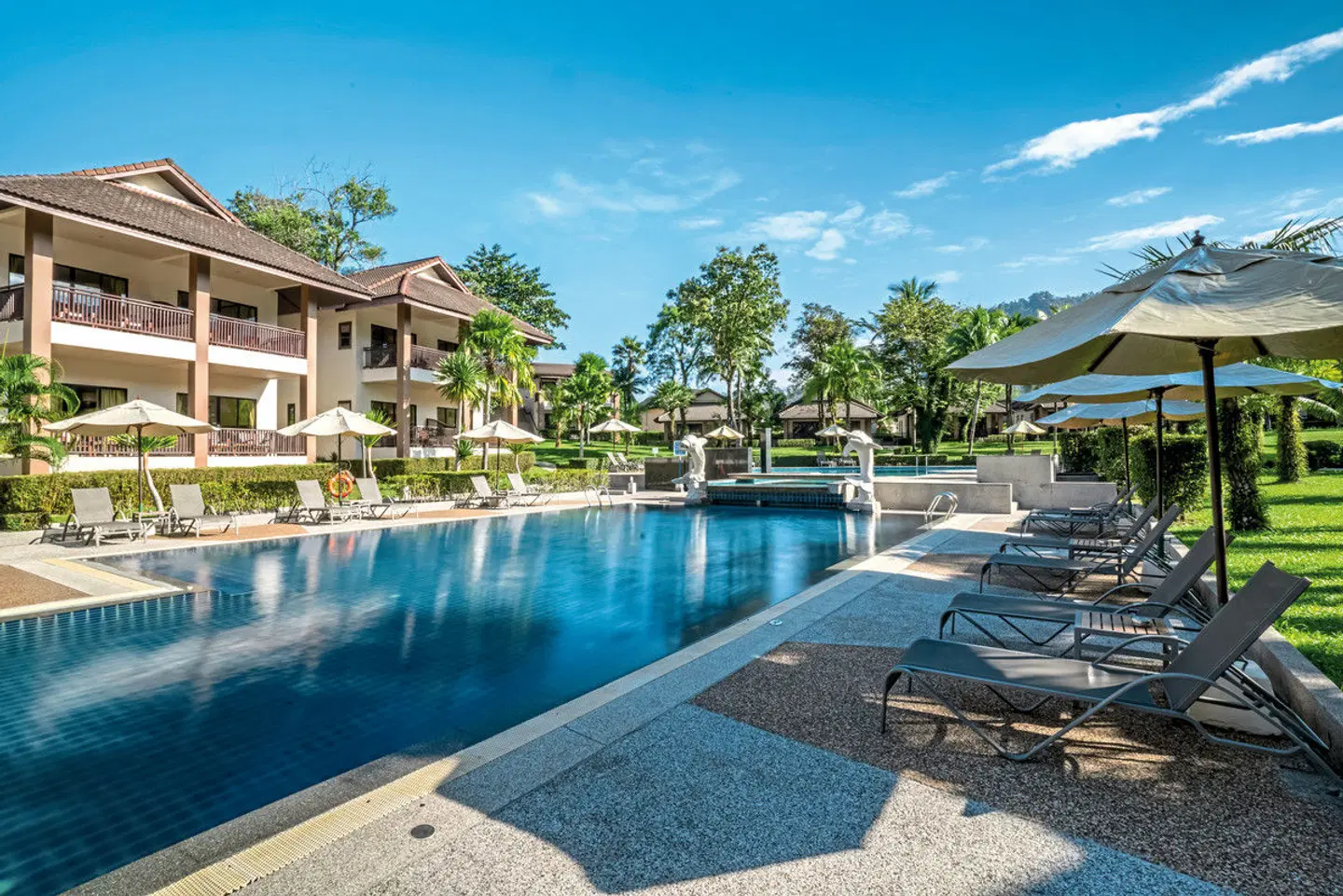 The Leaf Oceanside OUTDOOR_POOL