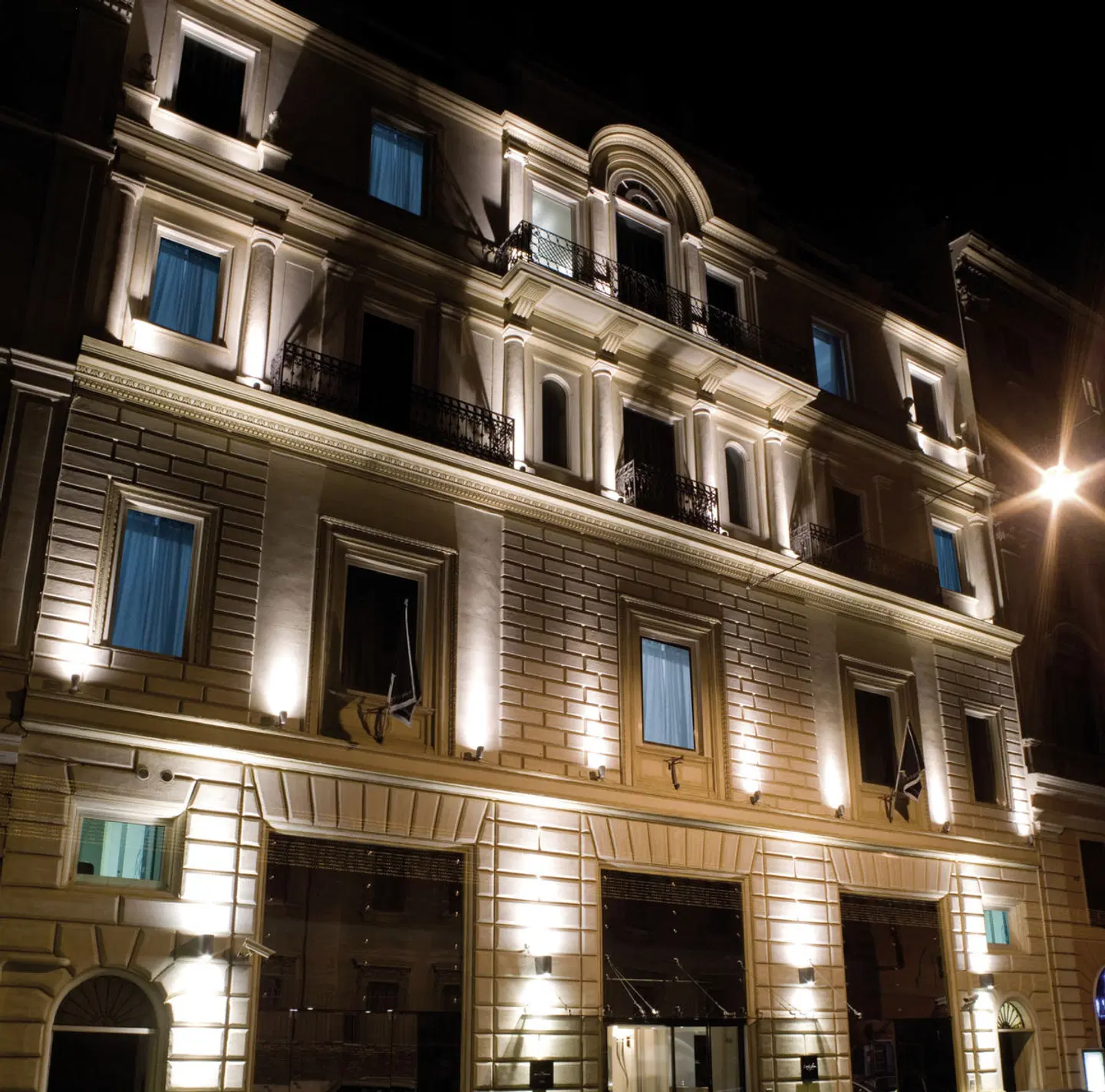 Leon's Place EXTERIOR