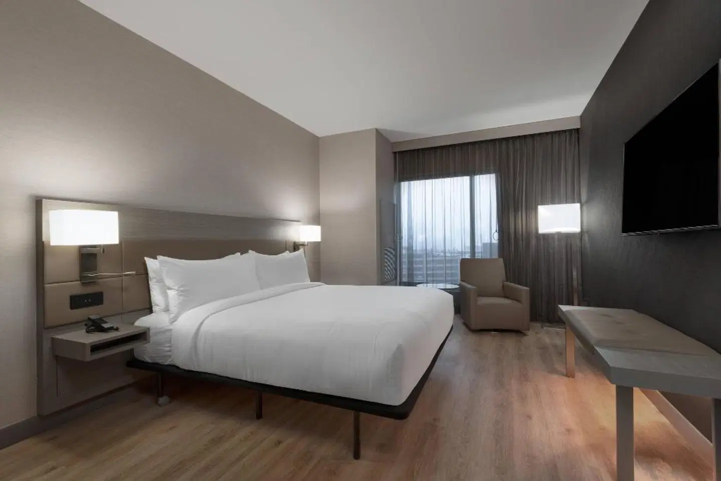 AC Hotel by Marriott Atlanta Midtown ROOM_EXAMPLE