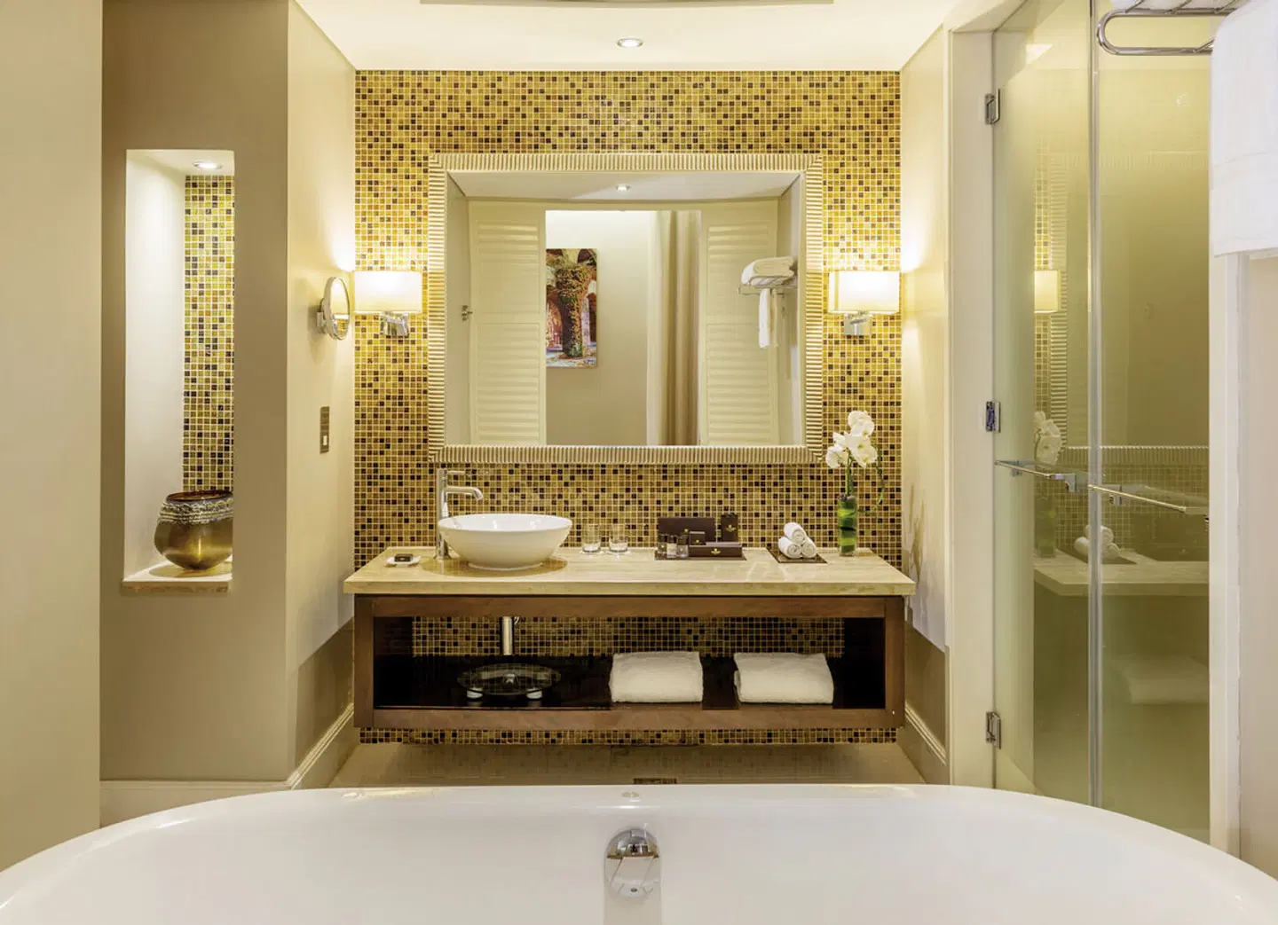 The Tower Plaza Dubai Badezimmer
