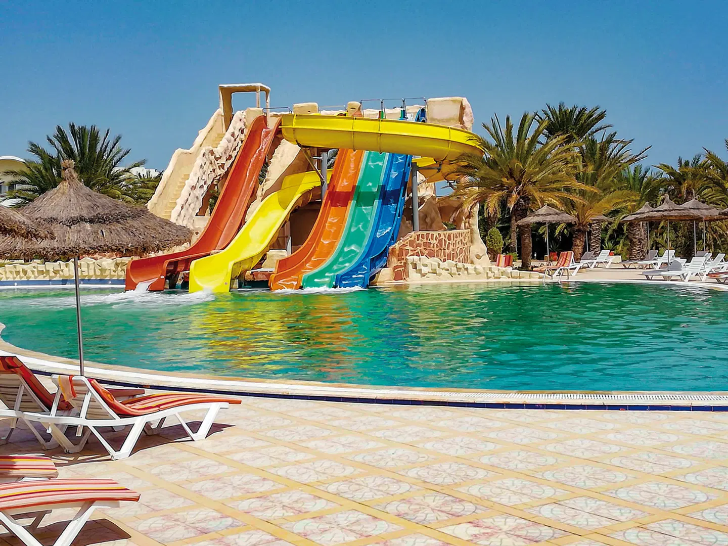 Quatre Saisons By Medina OUTDOOR_POOL