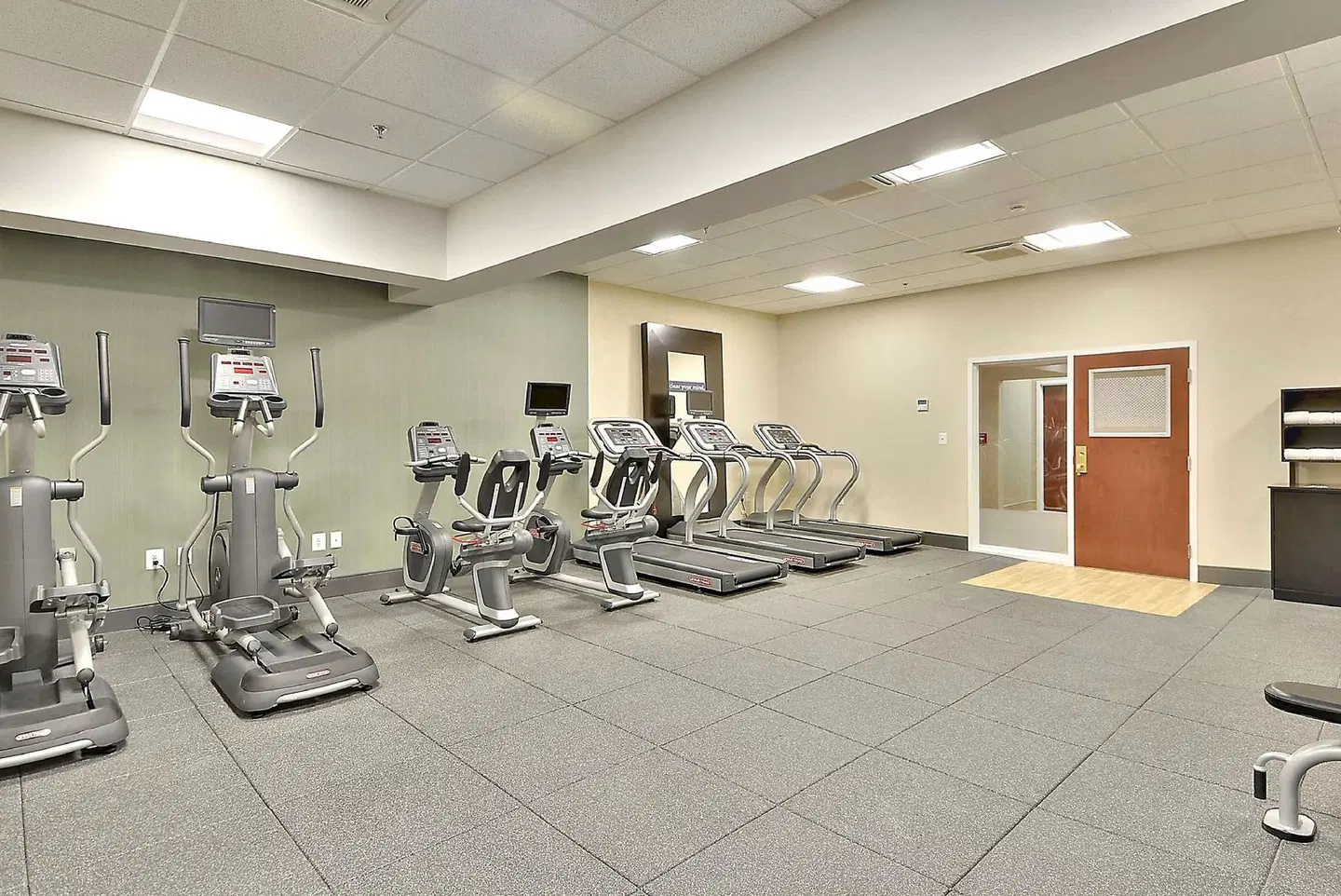 Hampton Inn Alexandria-Old Town/King St. Metro SPORTS_AND_LEISURE