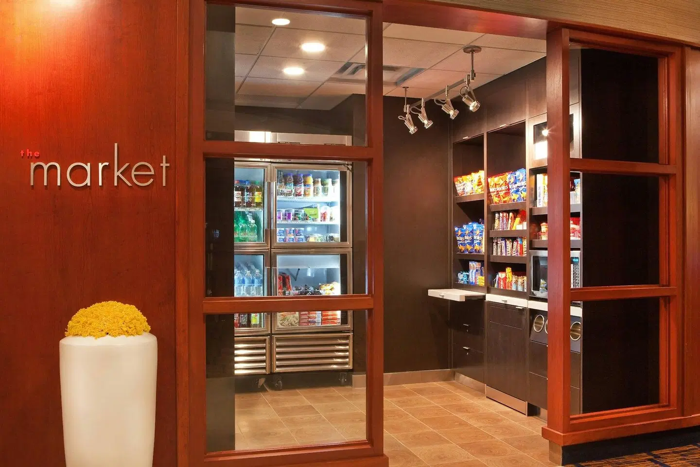 Courtyard by Marriott Alexandria Pentagon South Bar