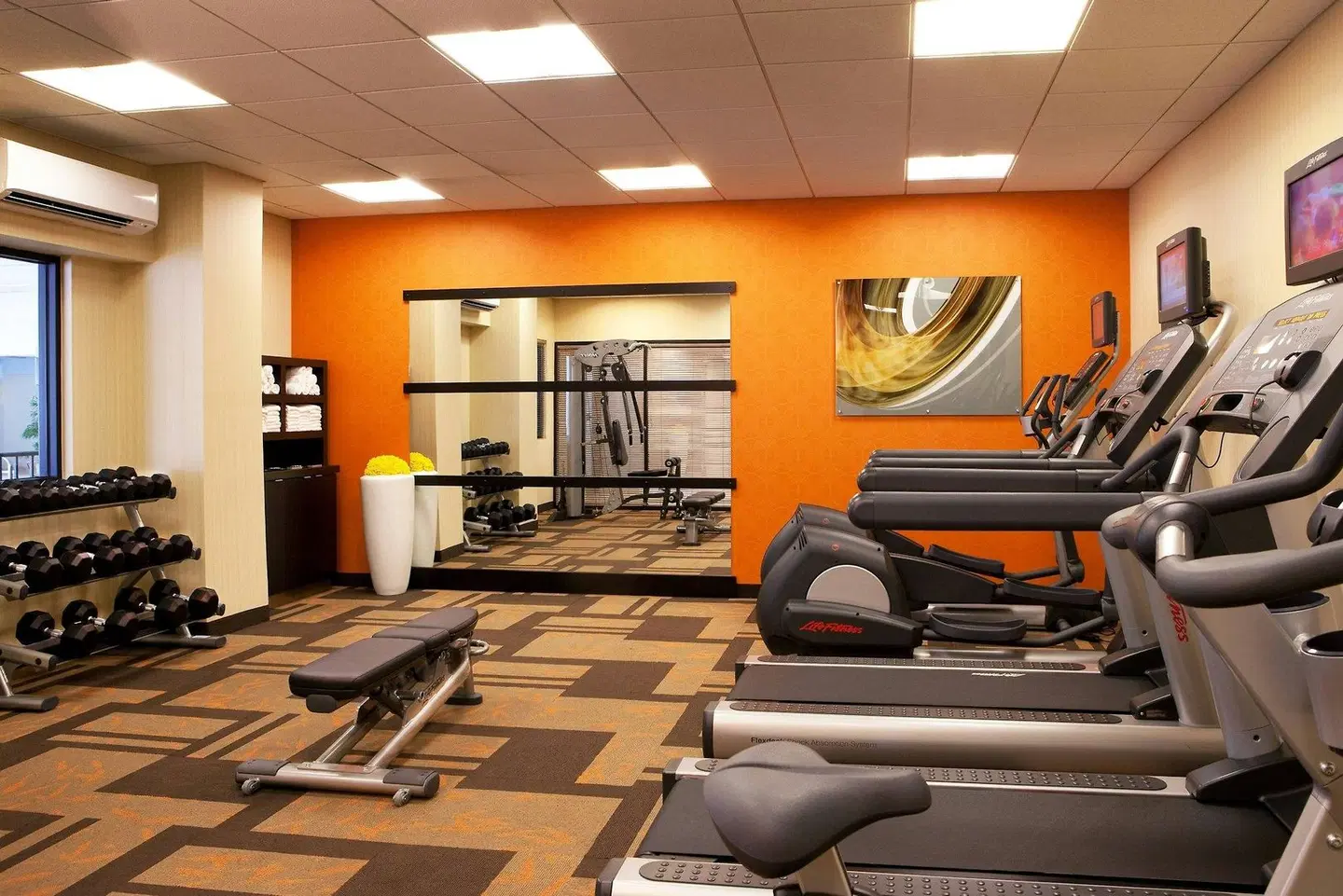 Courtyard by Marriott Alexandria Pentagon South SPORTS_AND_LEISURE