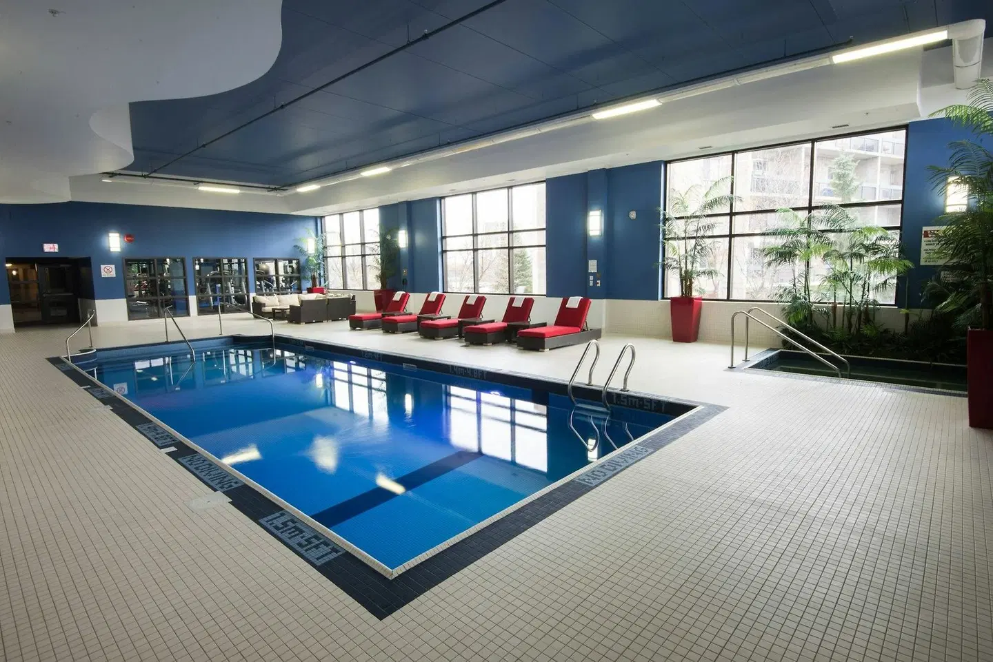 Four Points by Sheraton Winnipeg South Hallenbad