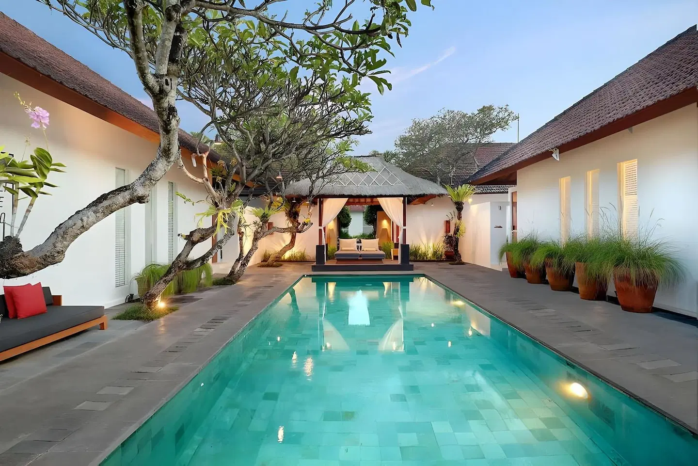 Uma Sapna OUTDOOR_POOL