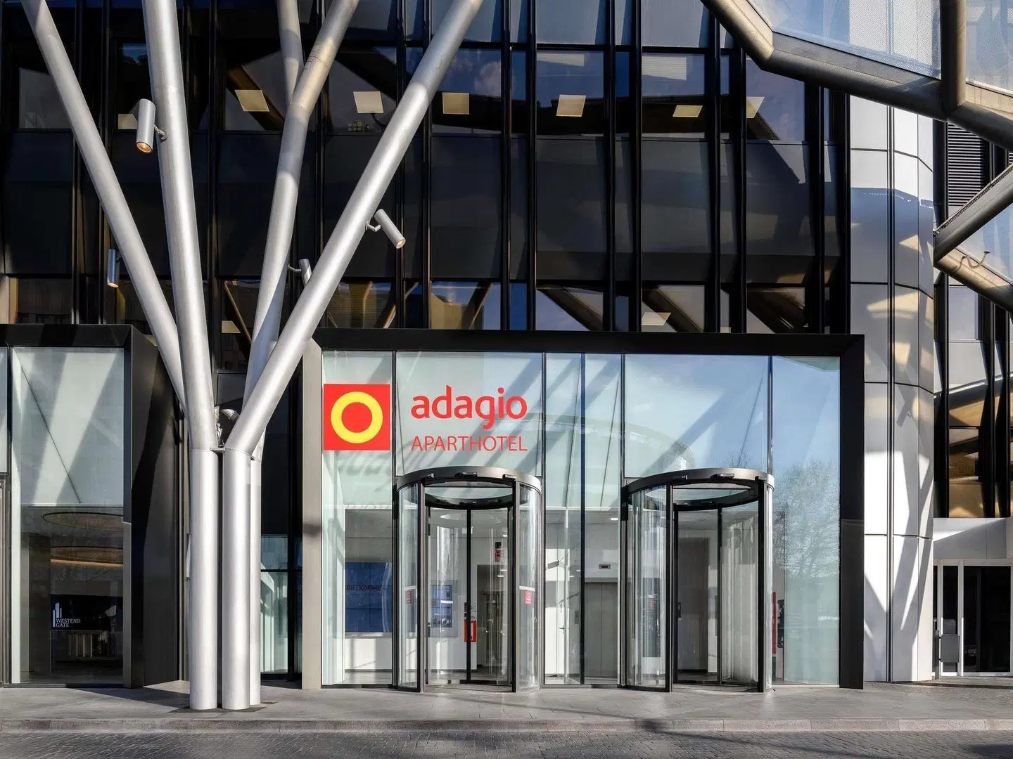 Aparthotel Adagio Frankfurt City Messe EXTERIOR