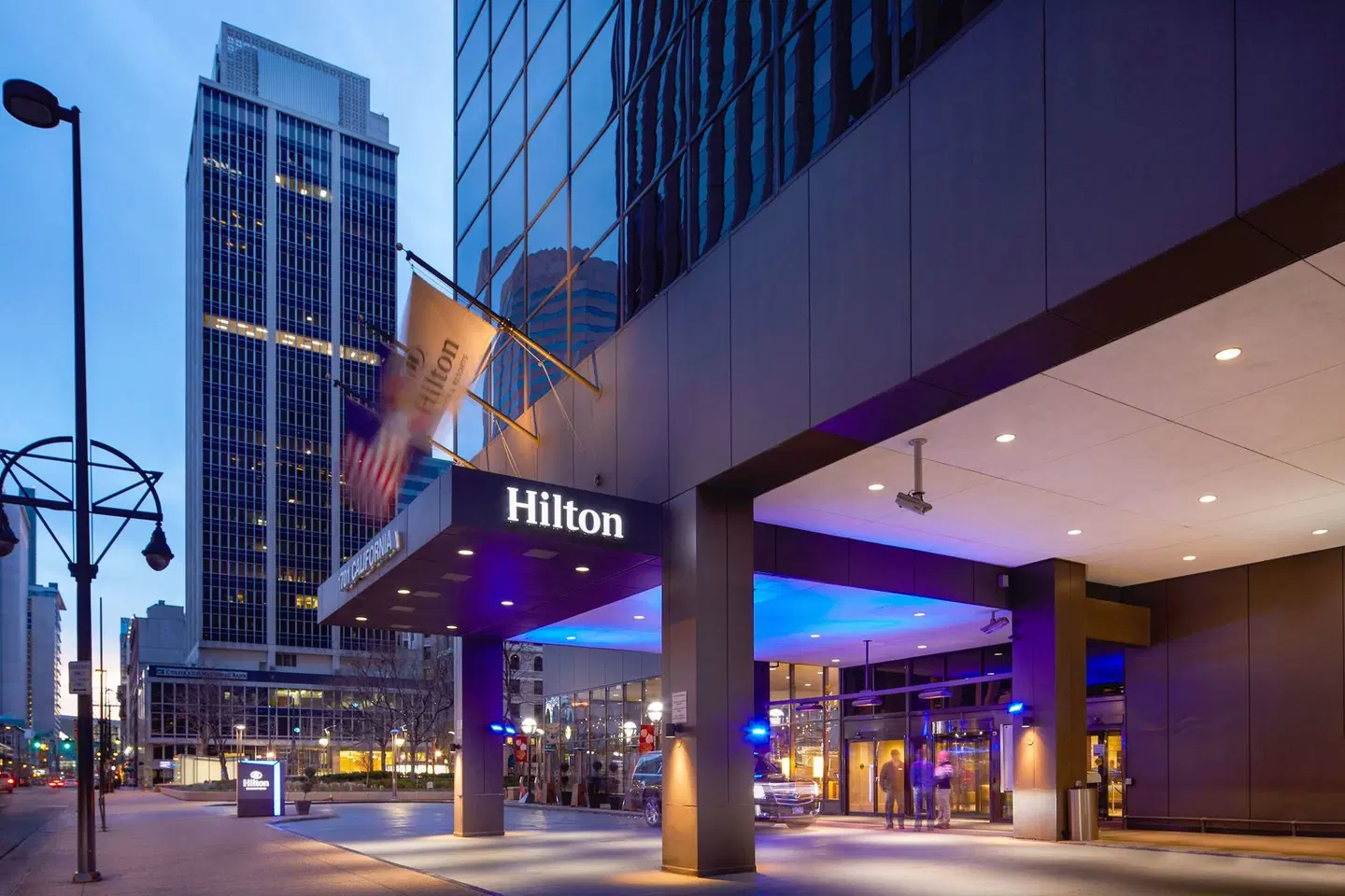 Hilton Denver City Center Bar