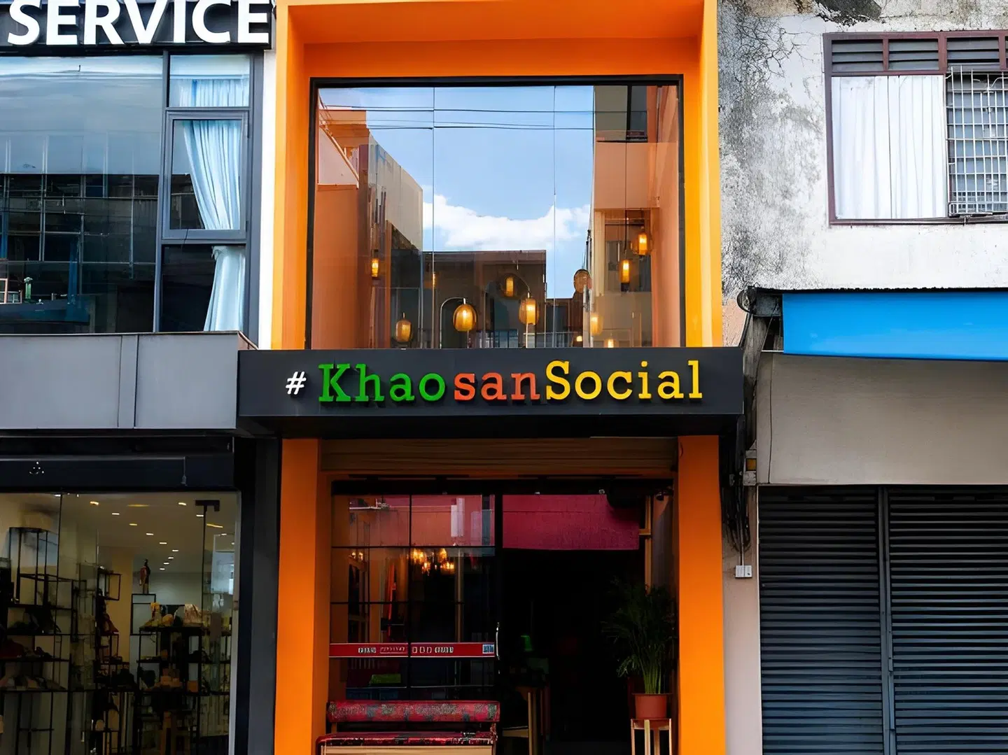 Khaosan Social Capsule Hostel EXTERIOR