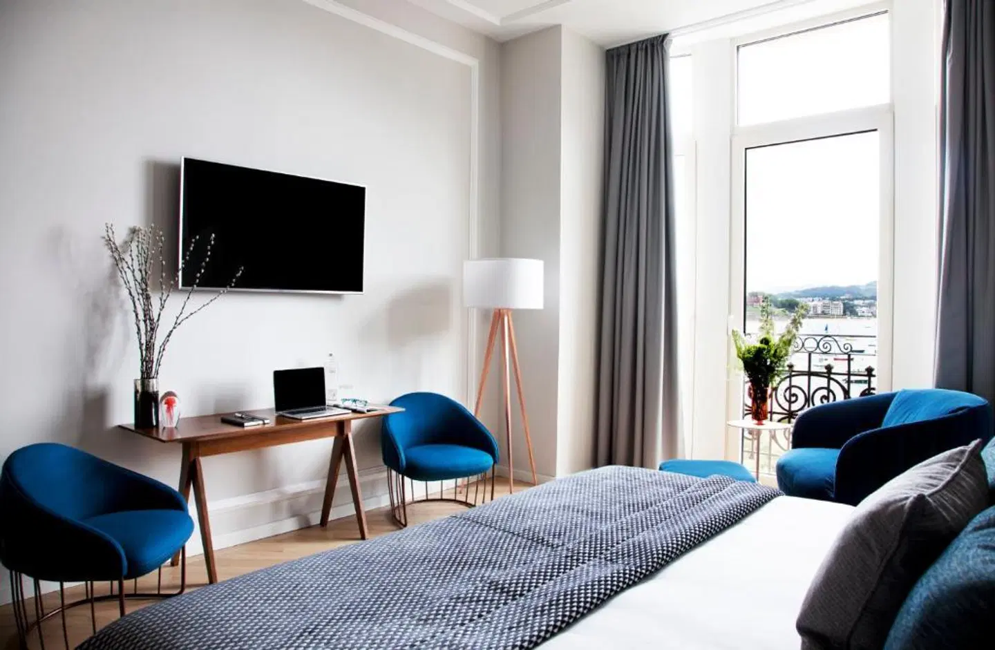 Lasala Plaza Hotel ROOM_EXAMPLE