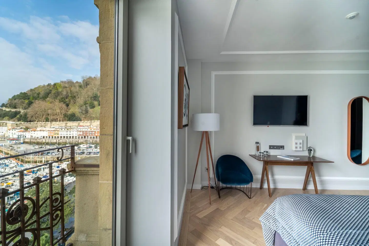 Lasala Plaza Hotel ROOM_EXAMPLE