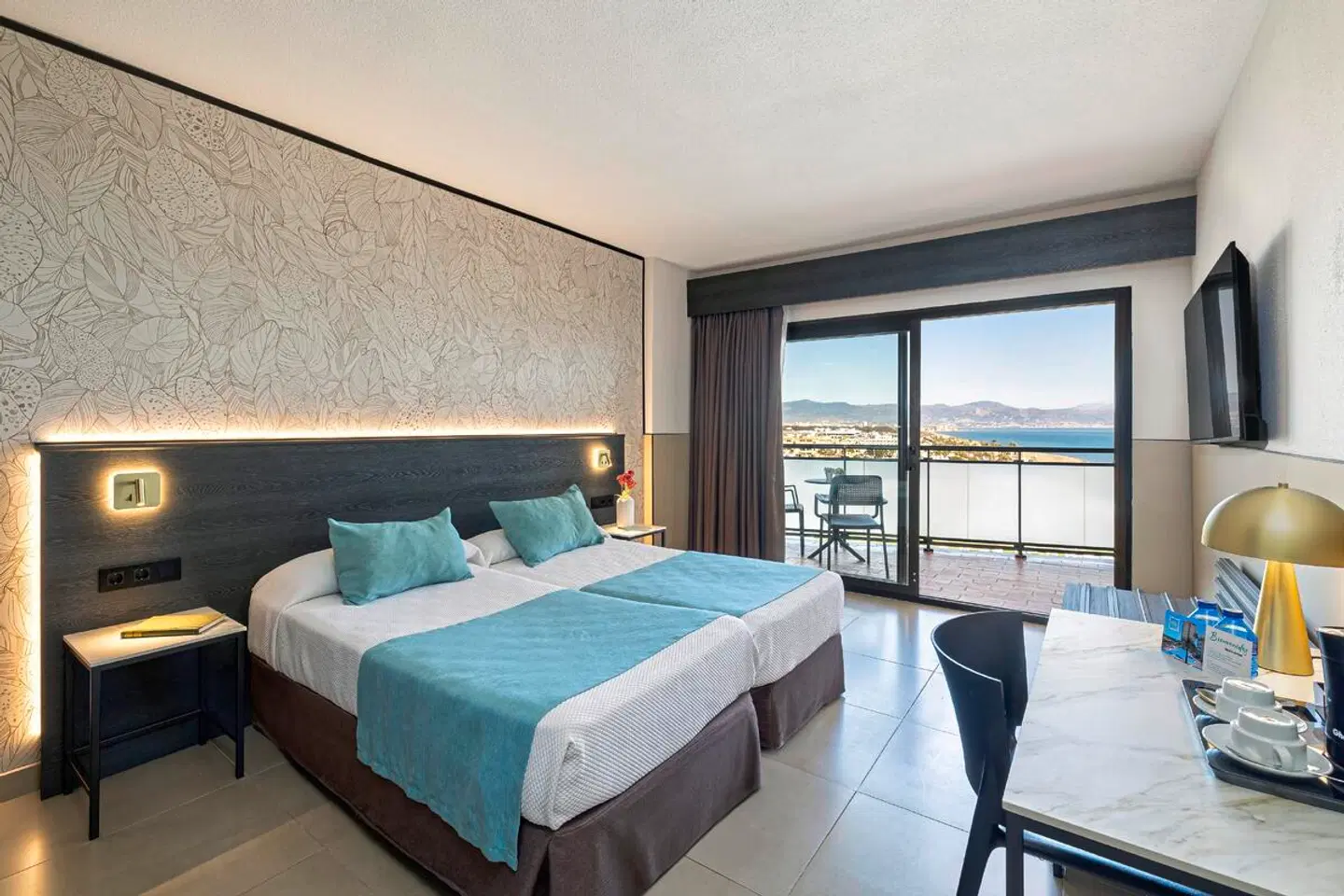 Hotel Puente Real ROOM_EXAMPLE
