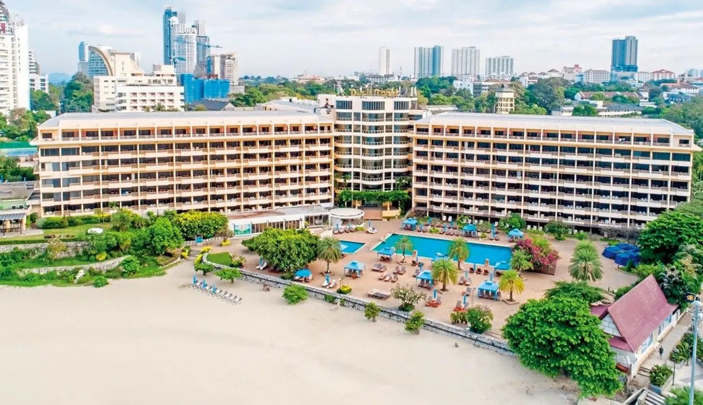 Dusit Thani Pattaya EXTERIOR