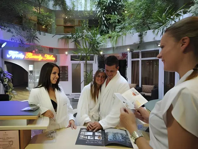 MenDan Magic Spa & Wellness Hotel PEOPLE