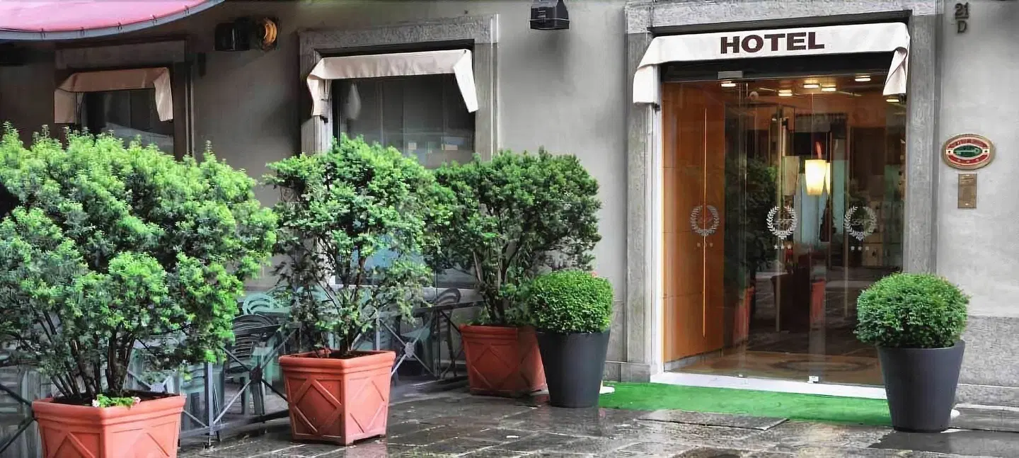 Le Petit Hotel Terrasse
