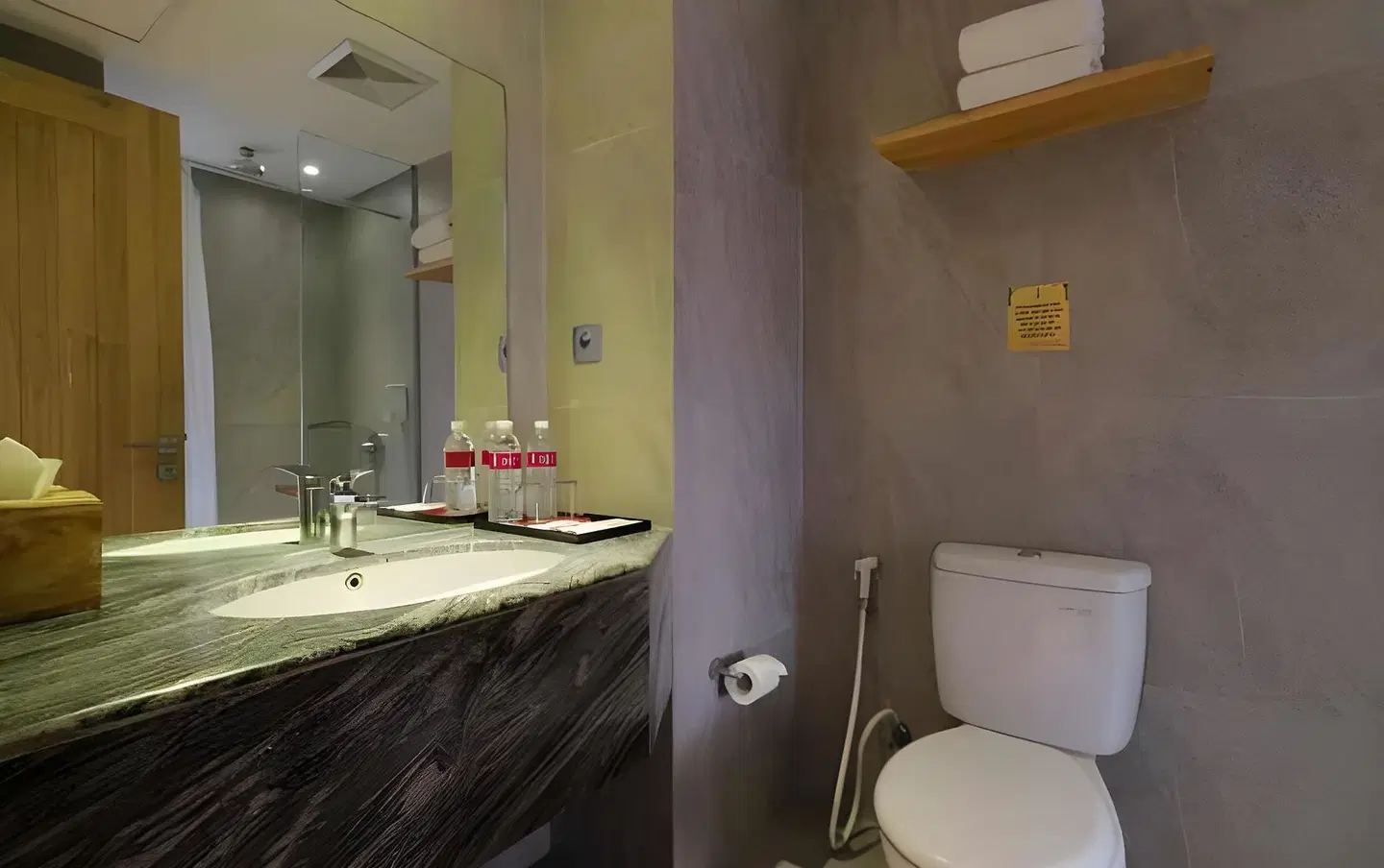 Koa D'Surfer Hotel Badezimmer