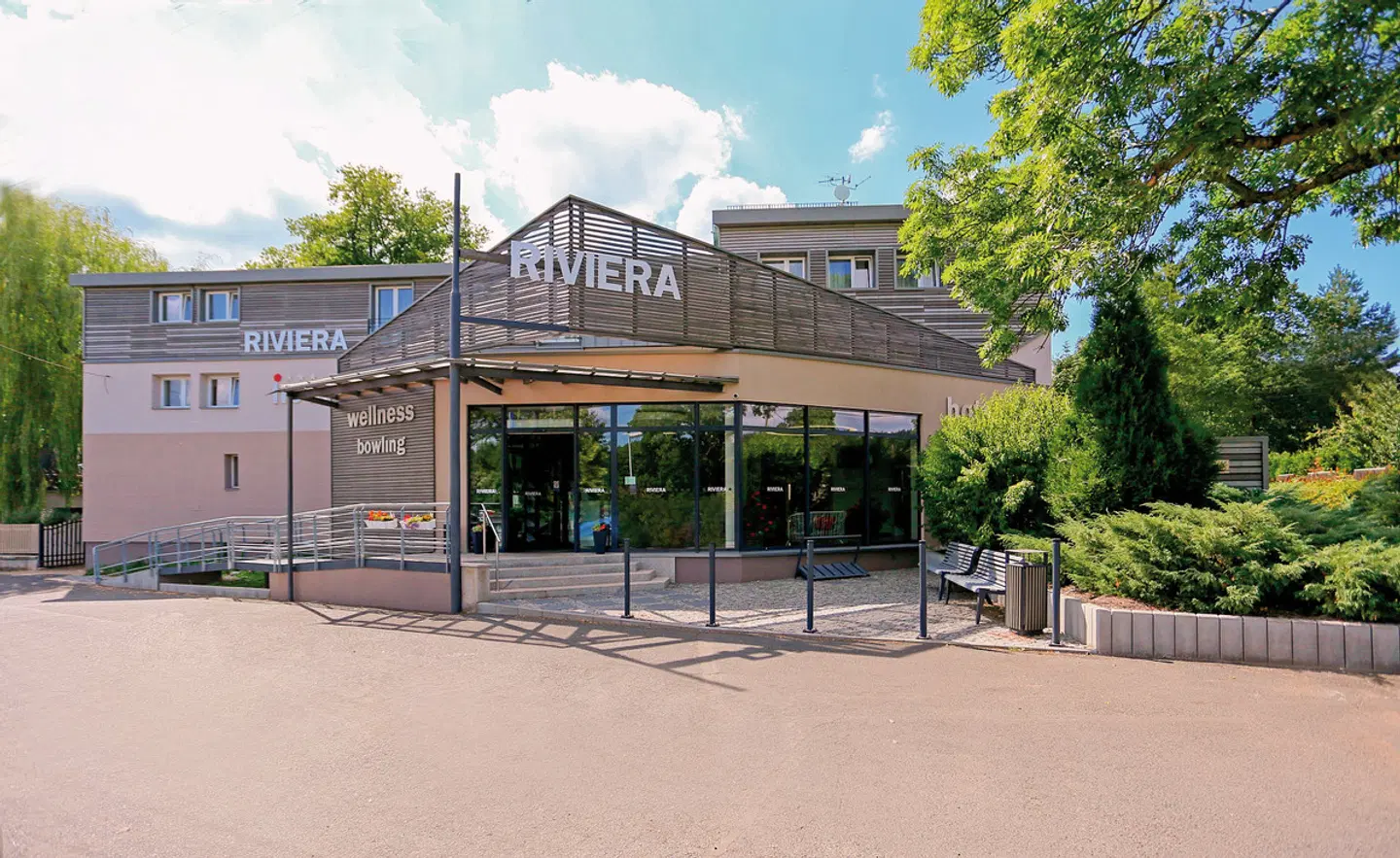 Hotel Riviera EXTERIOR