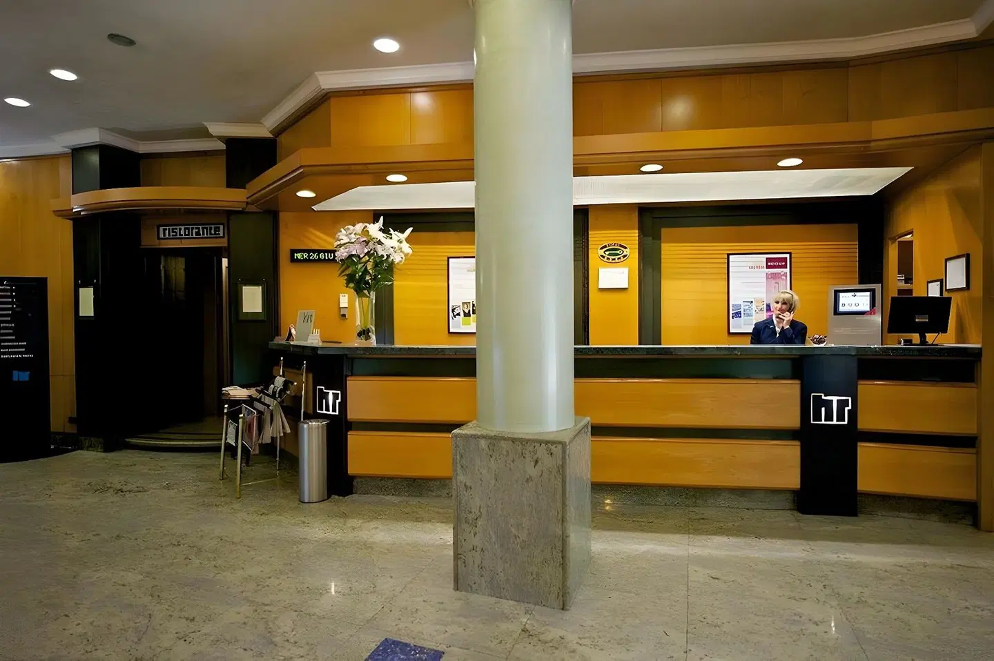Royal Torino Bar