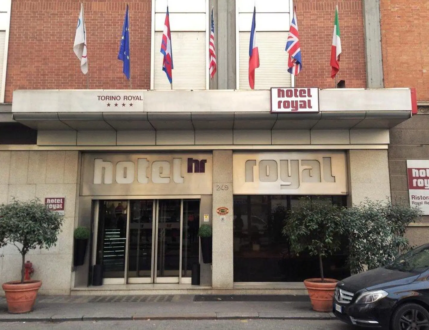 Royal Torino EXTERIOR