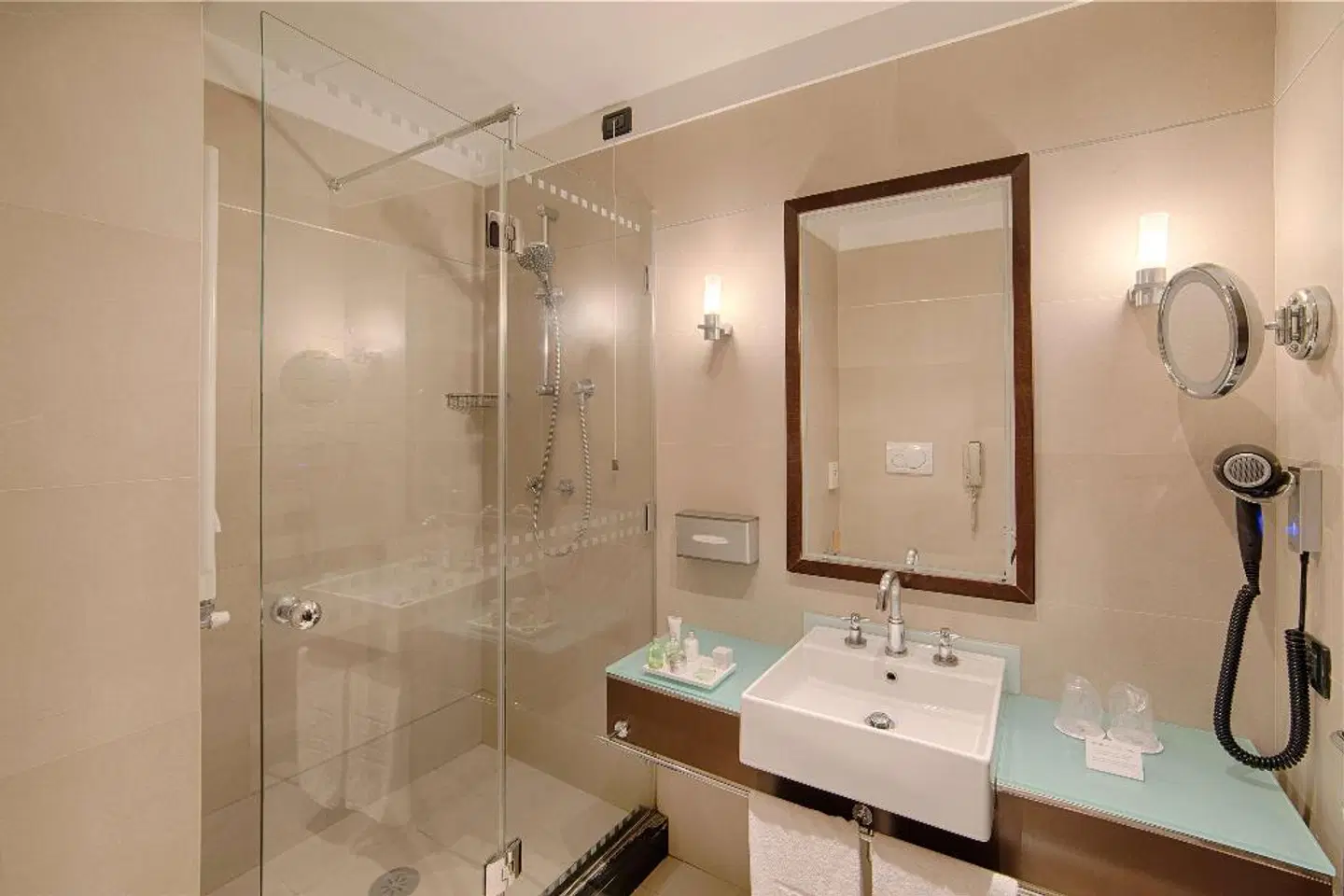 NH Siena Badezimmer