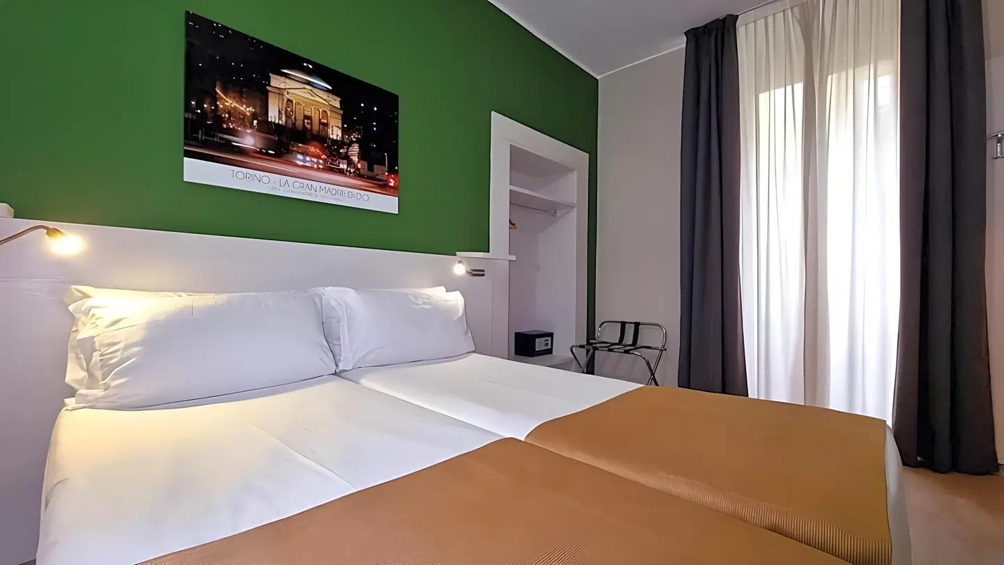 Green Class Hotel Astoria ROOM_EXAMPLE