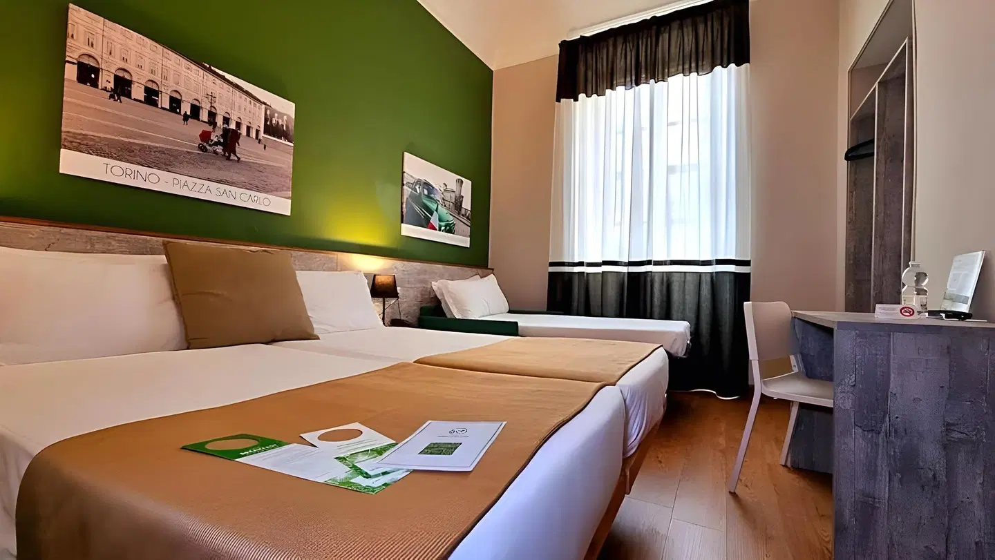 Green Class Hotel Astoria ROOM_EXAMPLE