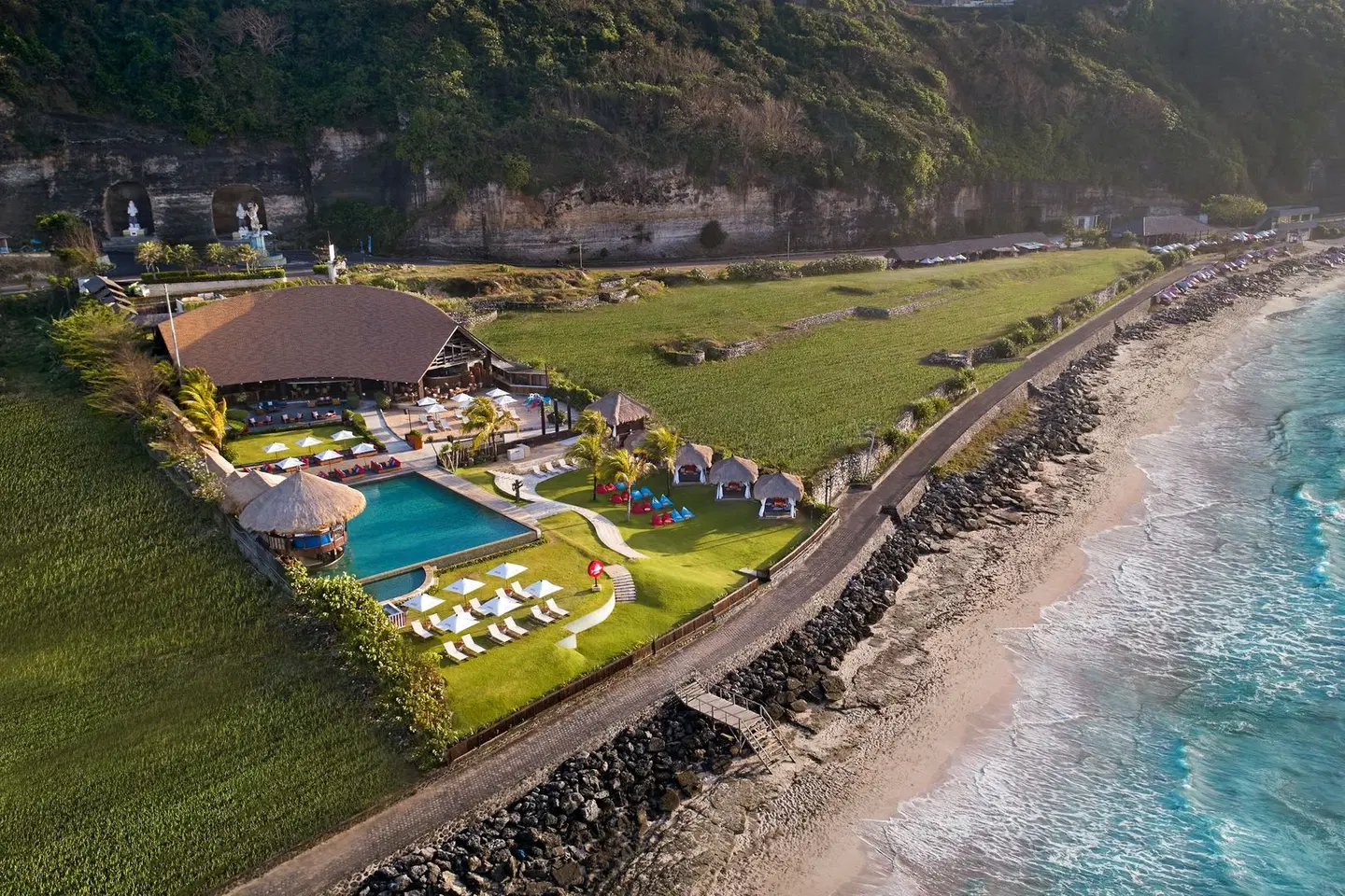 Renaissance Bali Uluwatu Resort & Spa OUTDOOR_POOL