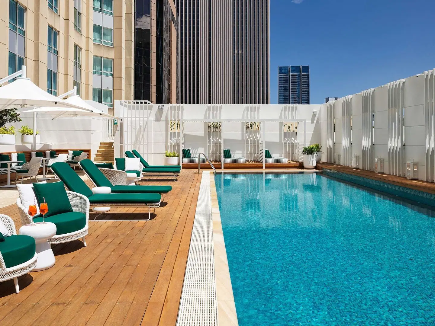 Swissôtel Sydney OUTDOOR_POOL