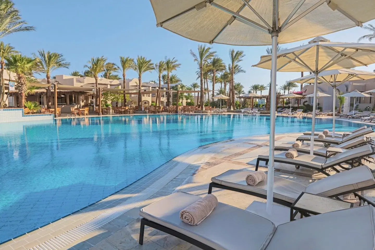 Iberotel Makadi Beach OUTDOOR_POOL