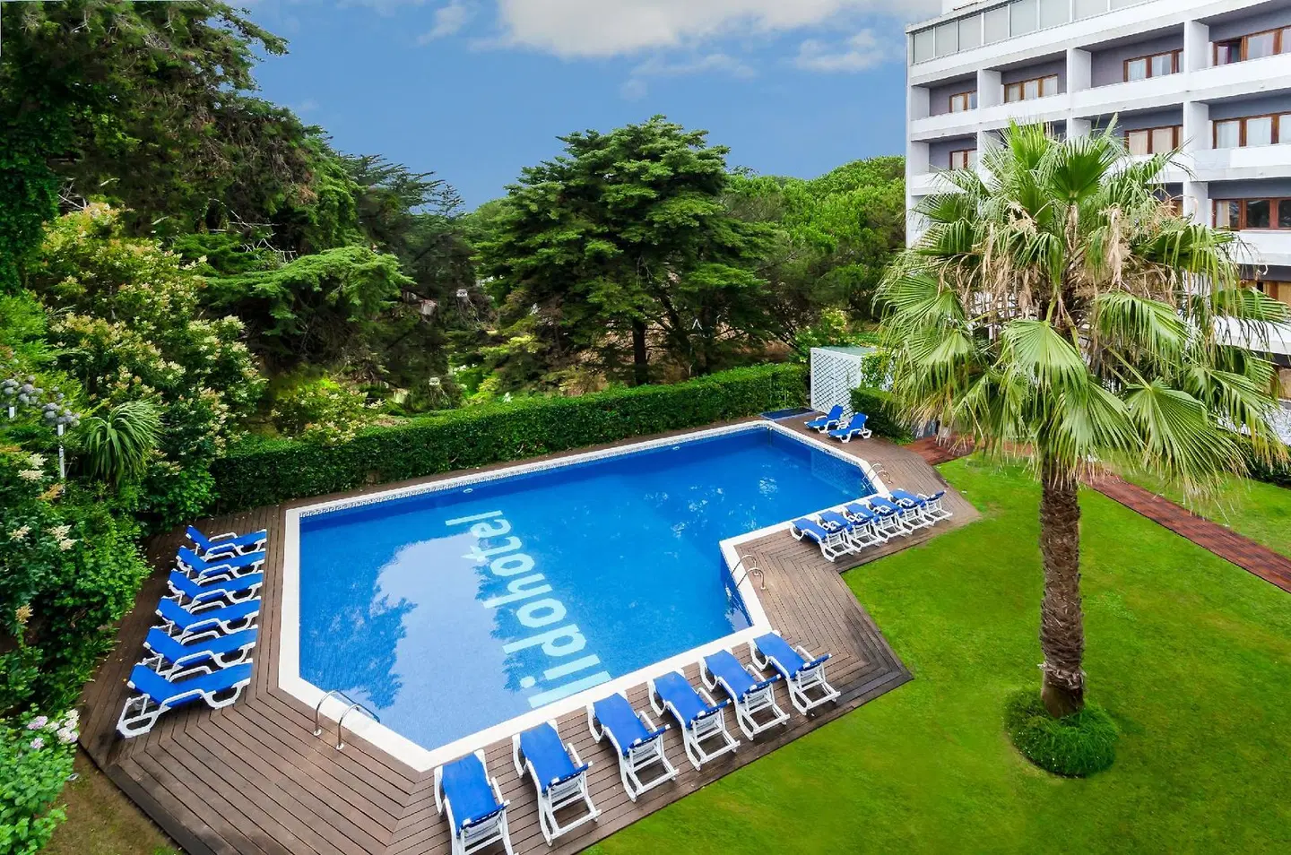 Lido OUTDOOR_POOL