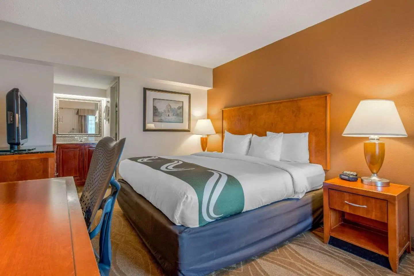 Quality Inn Savannah Historic District ROOM_EXAMPLE