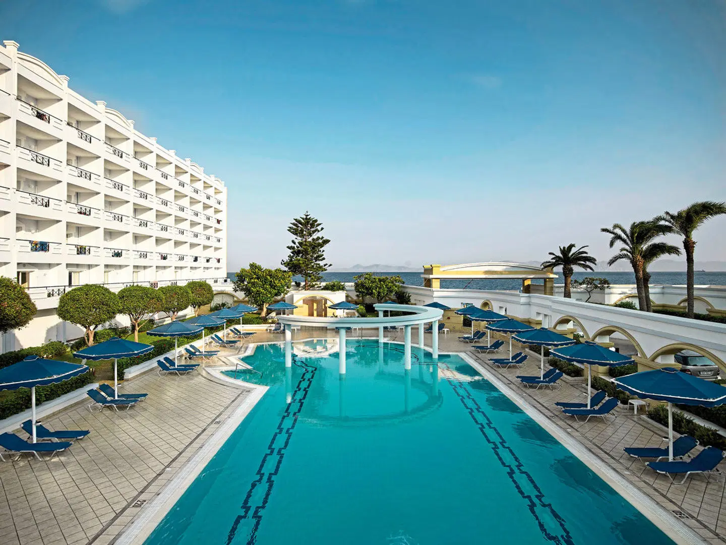 Mitsis Grand Hotel OUTDOOR_POOL