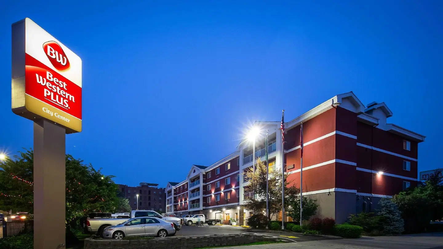 Best Western Plus City Center EXTERIOR