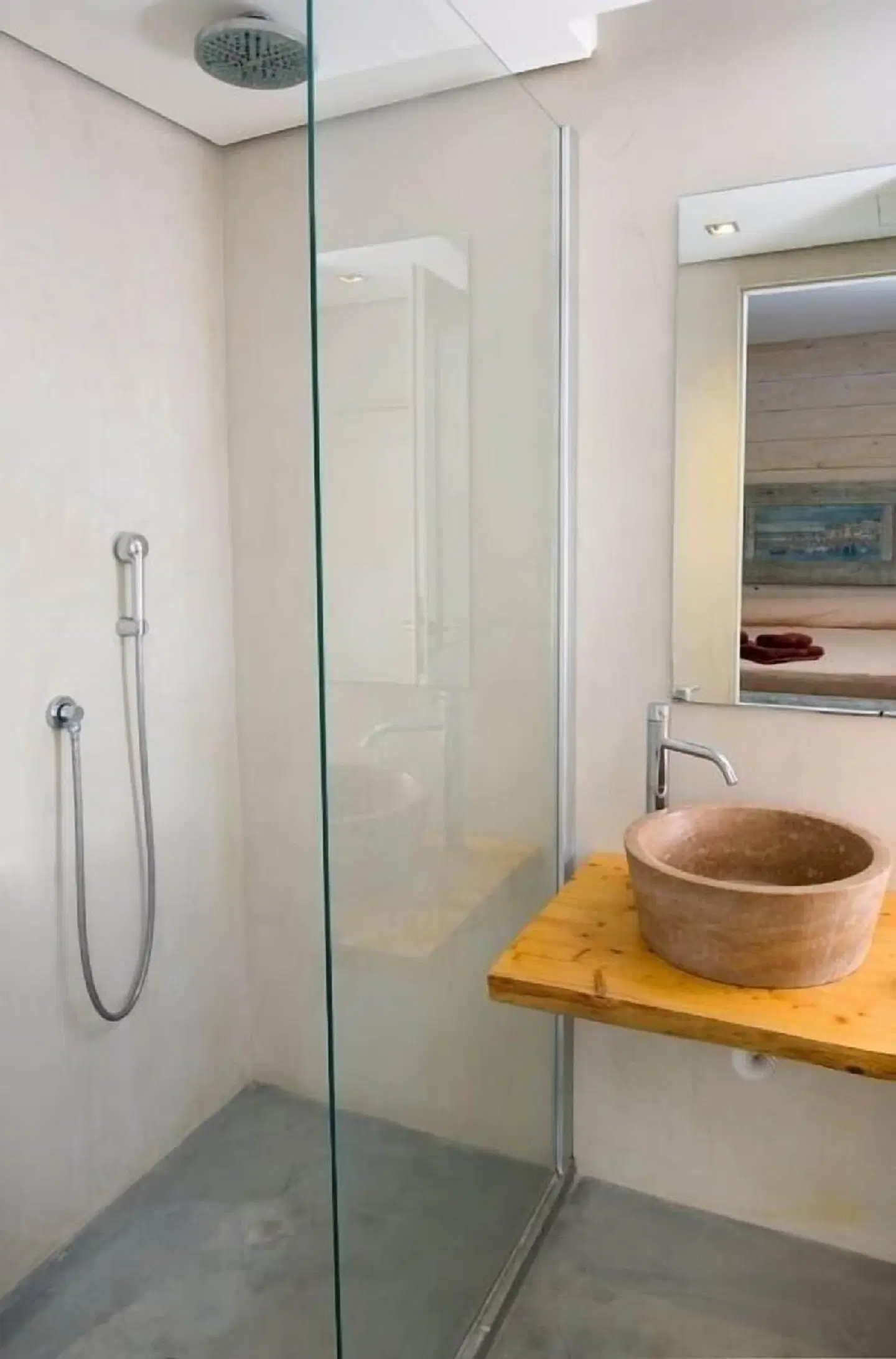 Gloria Maris Hotel Suites and Villa Badezimmer