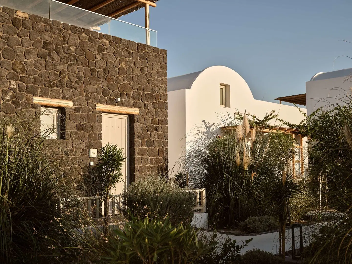 Sea Breeze Beach Resort, Curio Collection by Hilton EXTERIOR