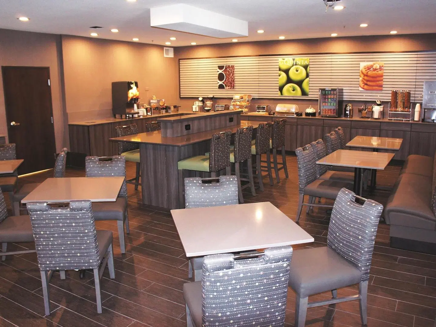 Best Western Plus Spokane North Bar