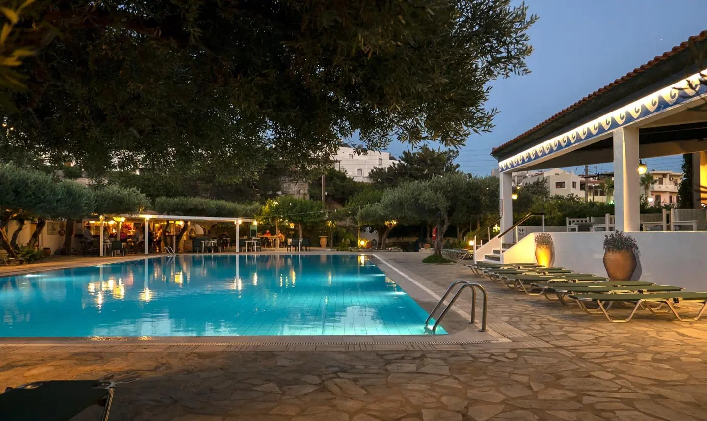 Villea Village OUTDOOR_POOL
