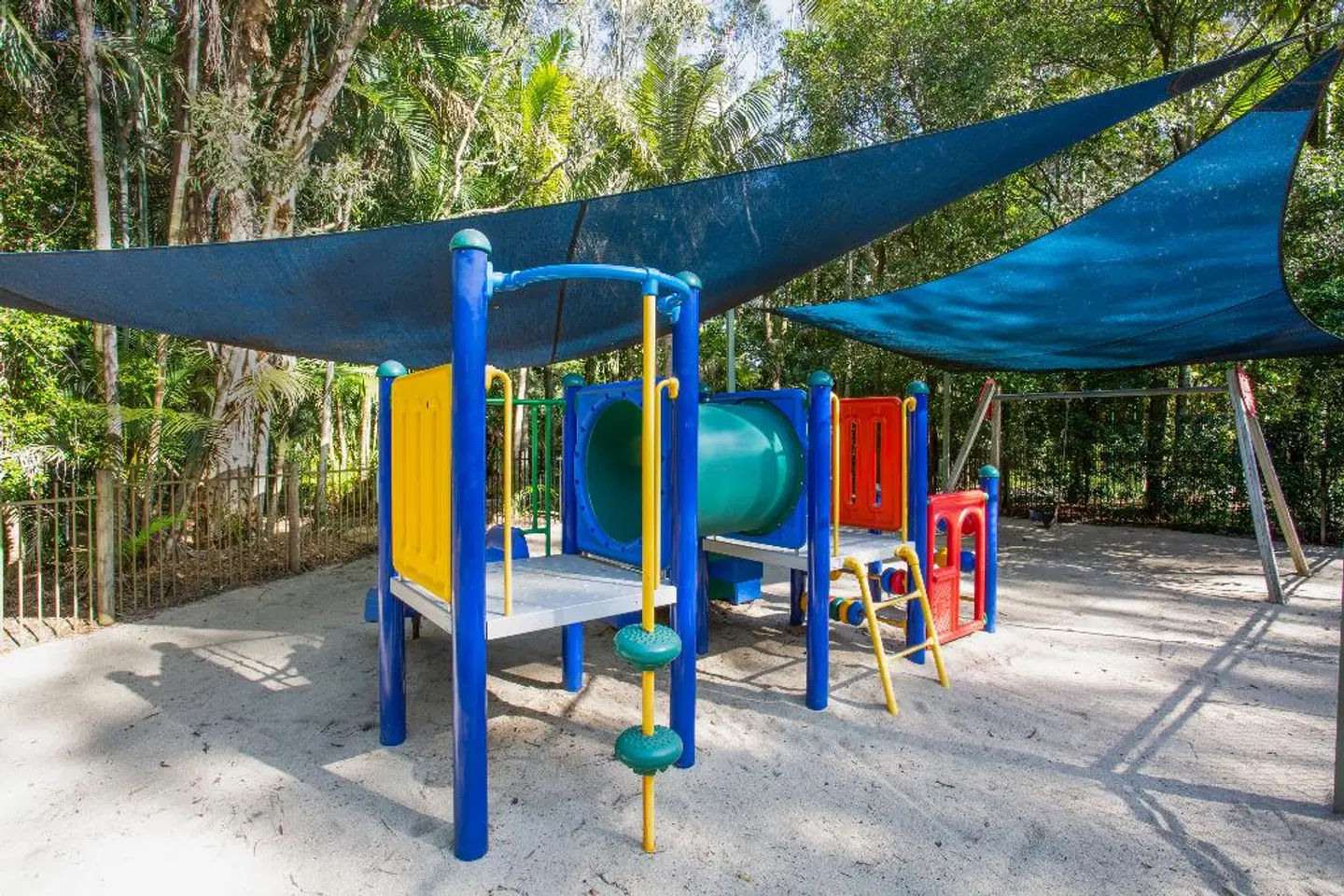 BreakFree Aanuka Beach Resort SPORTS_AND_LEISURE