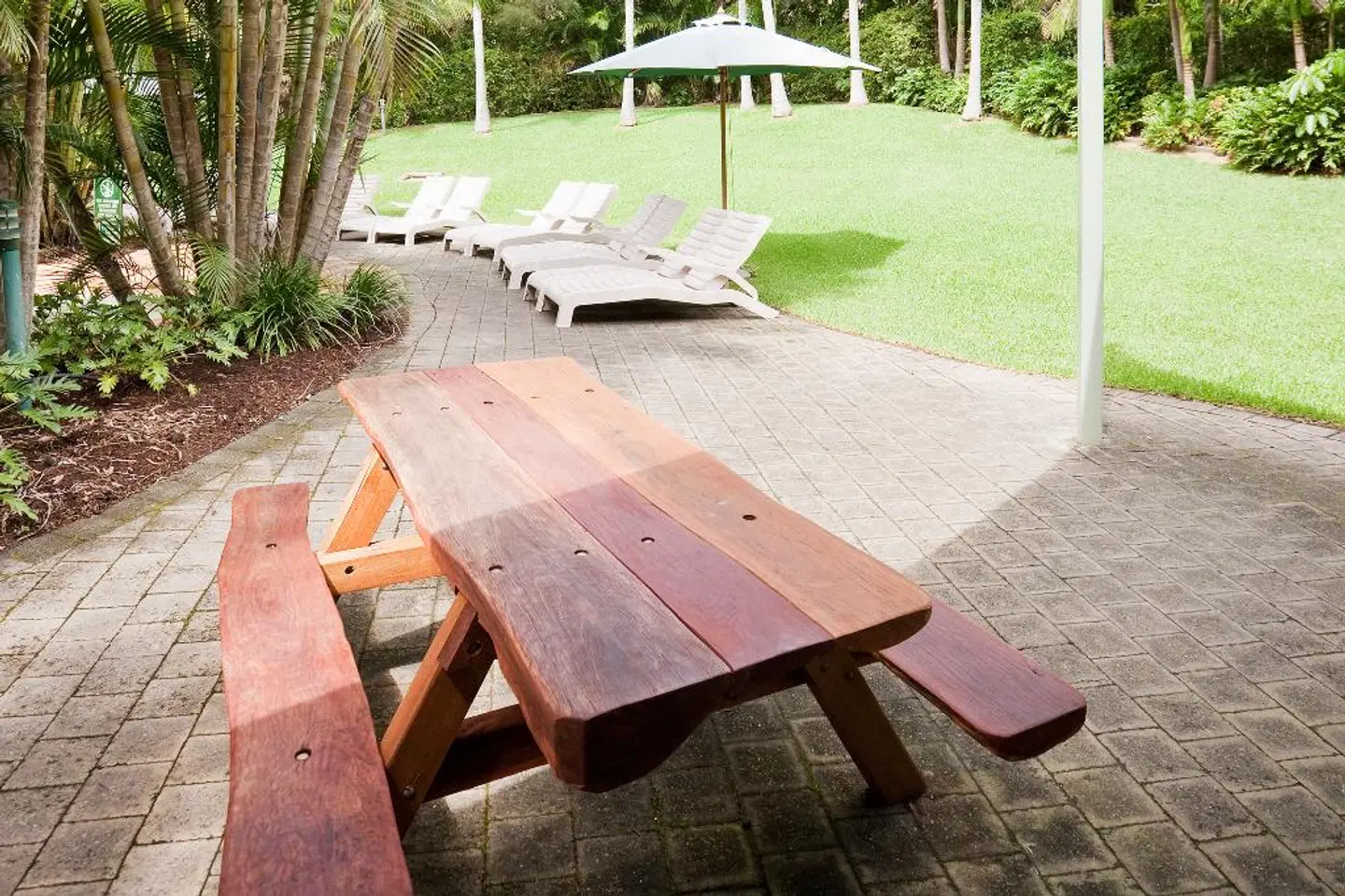 BreakFree Aanuka Beach Resort Terrasse