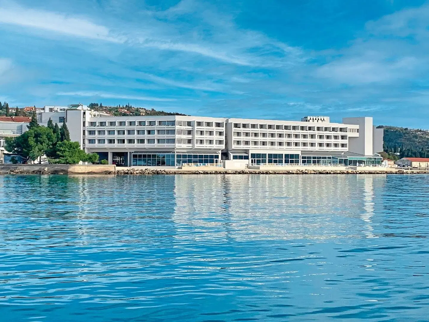 Histrion EXTERIOR