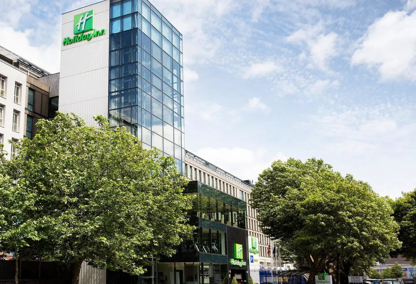 Holiday Inn Bristol City Centre EXTERIOR