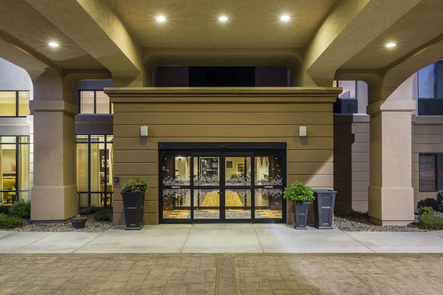 Hampton Inn & Suites Walla Walla EXTERIOR