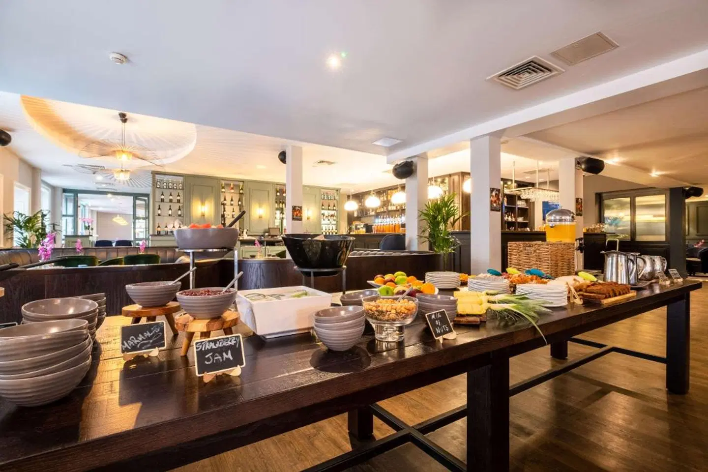The House Hotel Restaurant
