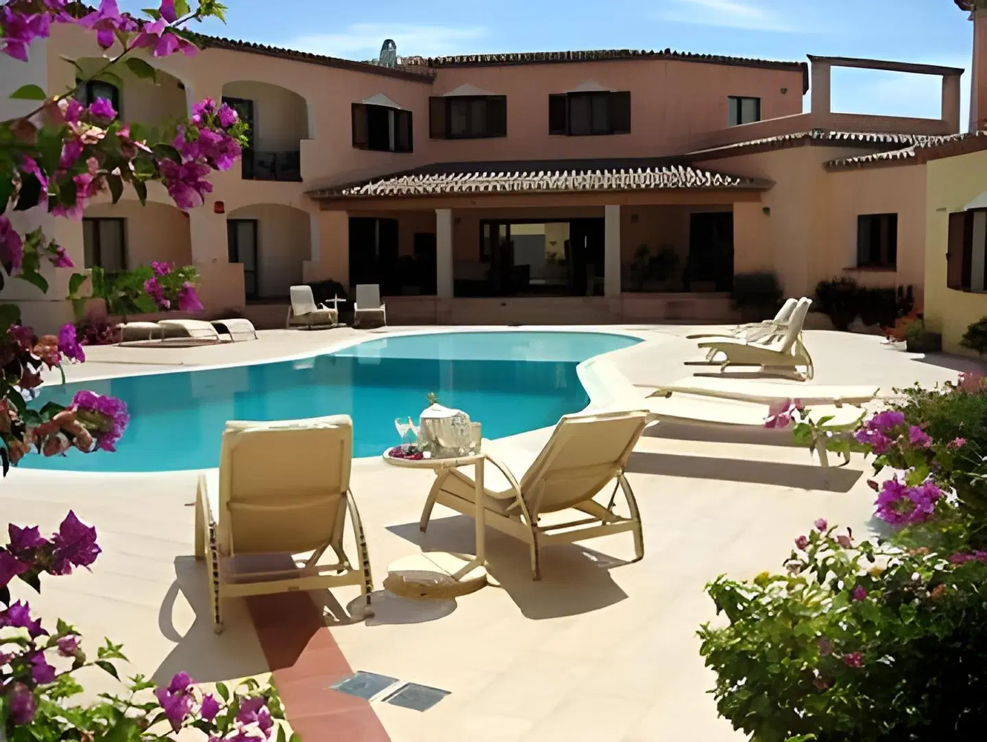 Monti Di Mola OUTDOOR_POOL