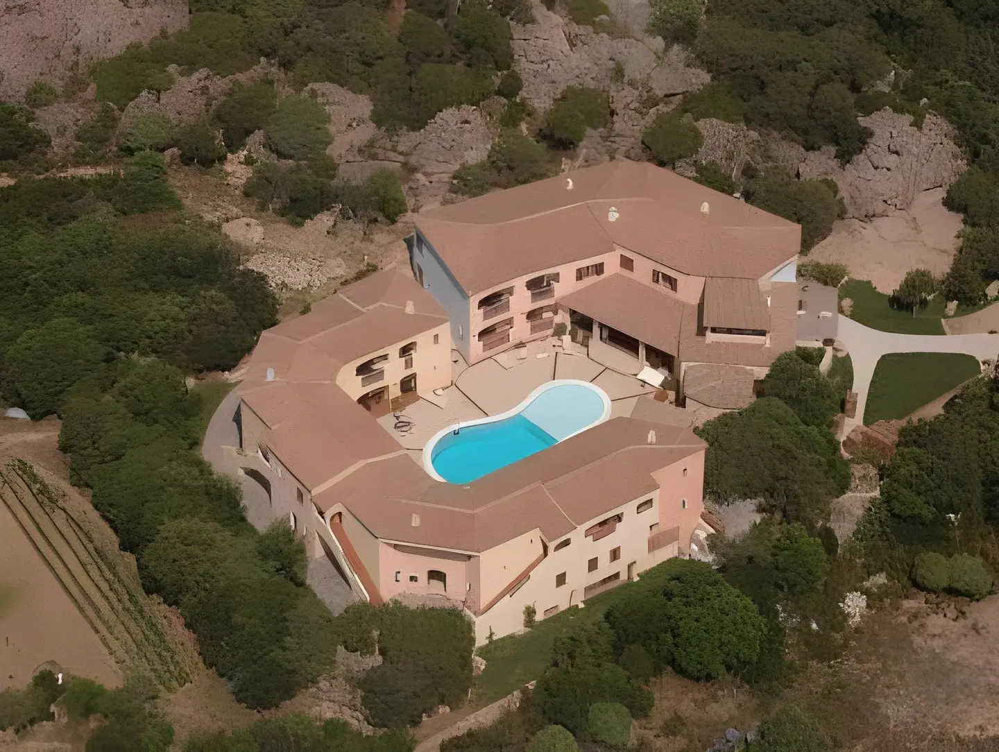 Monti Di Mola EXTERIOR