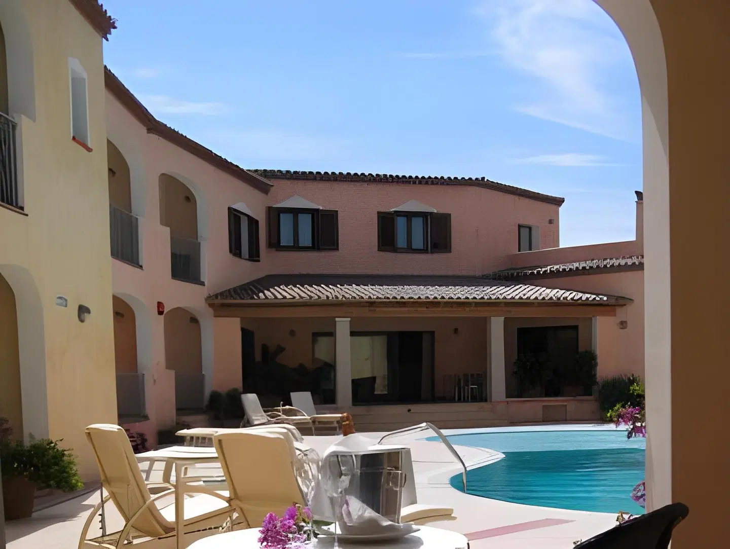 Monti Di Mola Terrasse