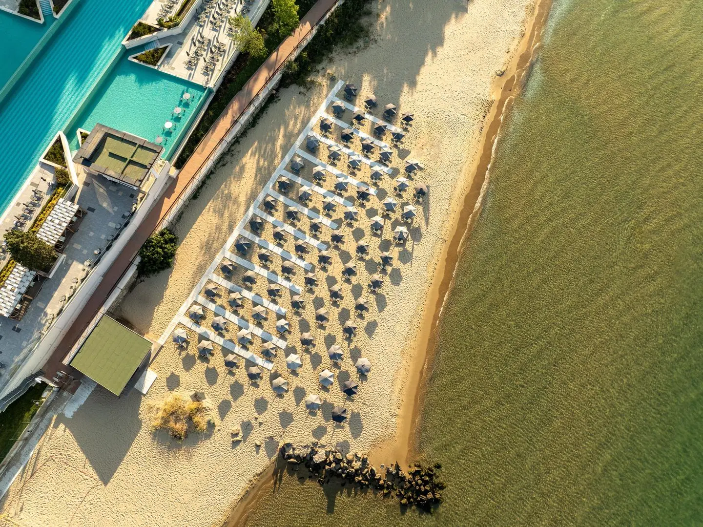 Secrets Sunny Beach Resort & Spa Strand