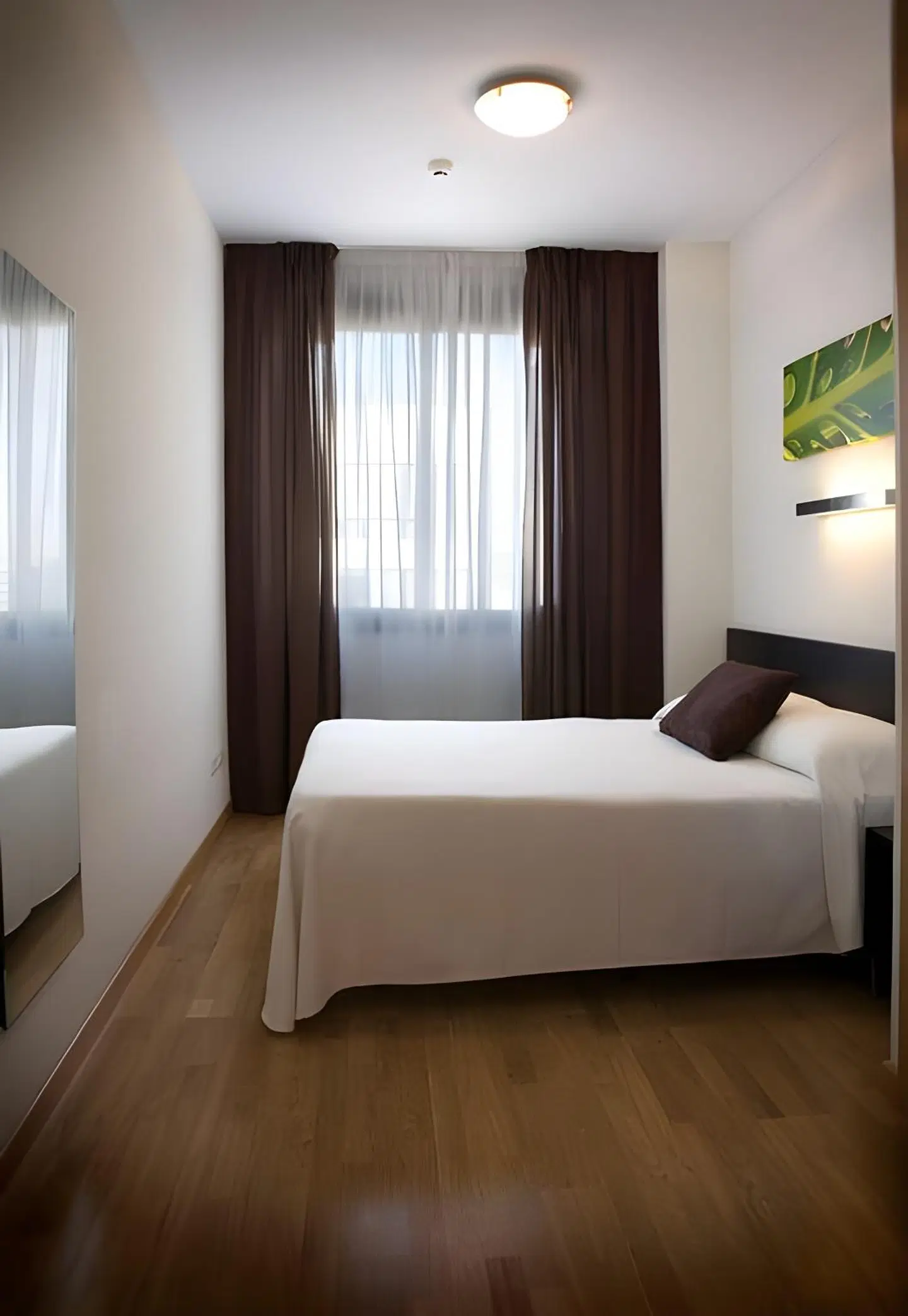 Compostela Suites ROOM_EXAMPLE